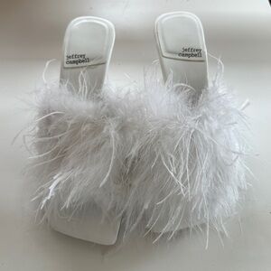Size 9 Jeffrey Campbell white capricia feather mule